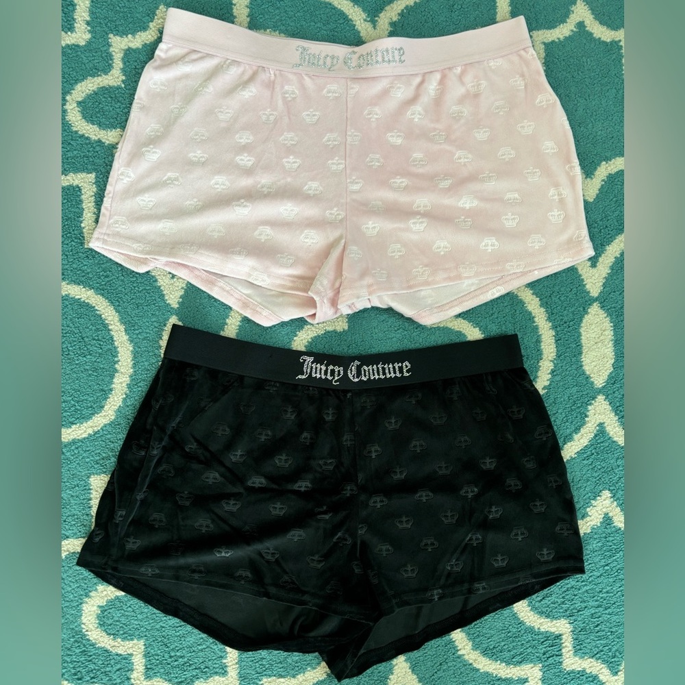Juicy Couture - Plushy Bed / Lounge Shorts - Pale Pink and Black